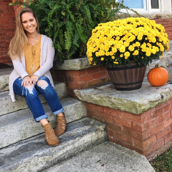 Meet your Posher, Amy - Picture 6 of 6